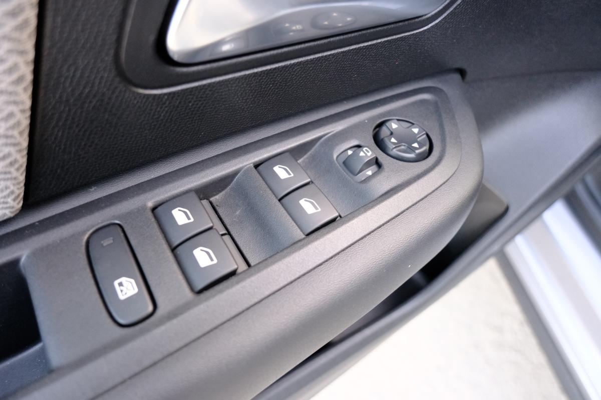 citroen-c4-2023-gasolina-1199cc