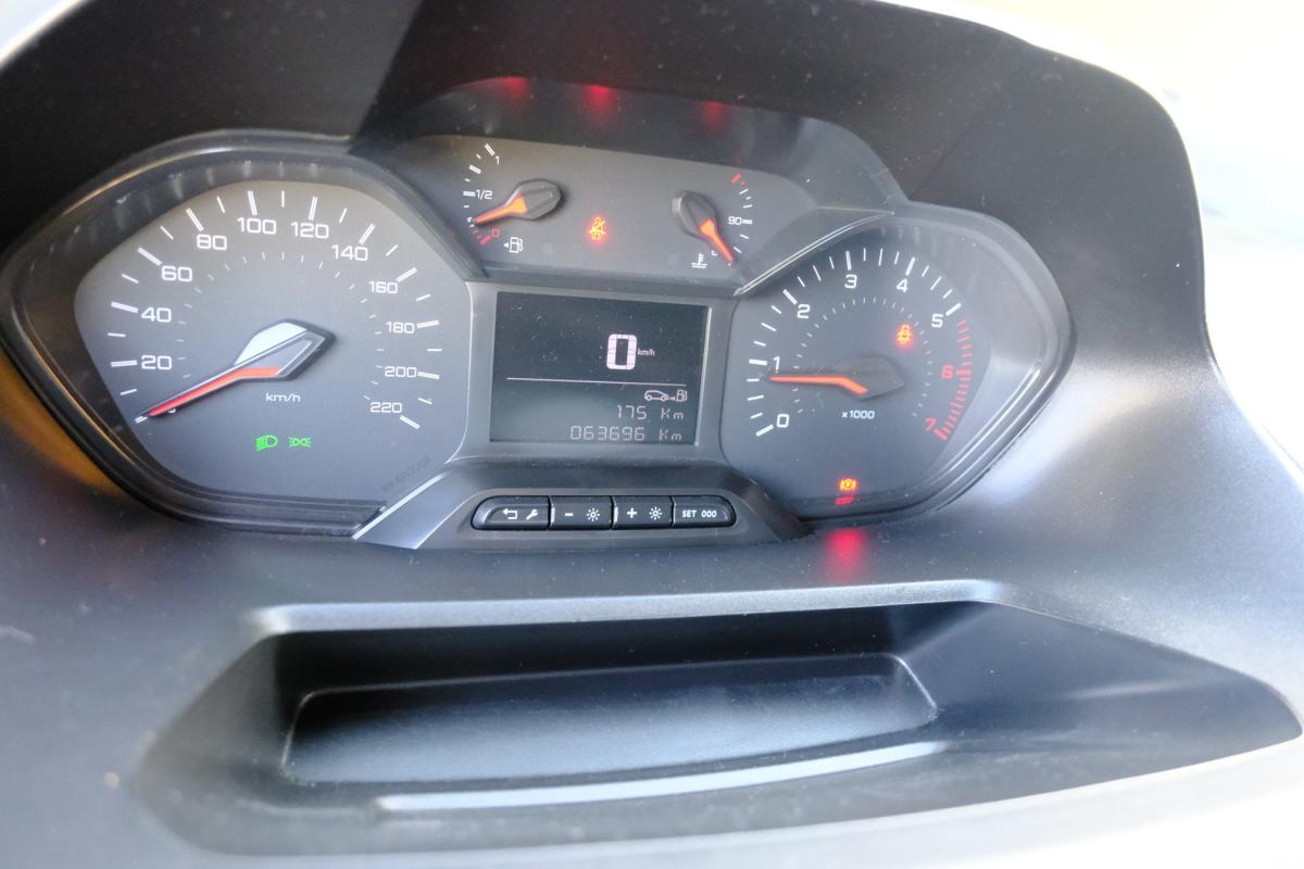 peugeot-partner-2022-diesel-1499cc