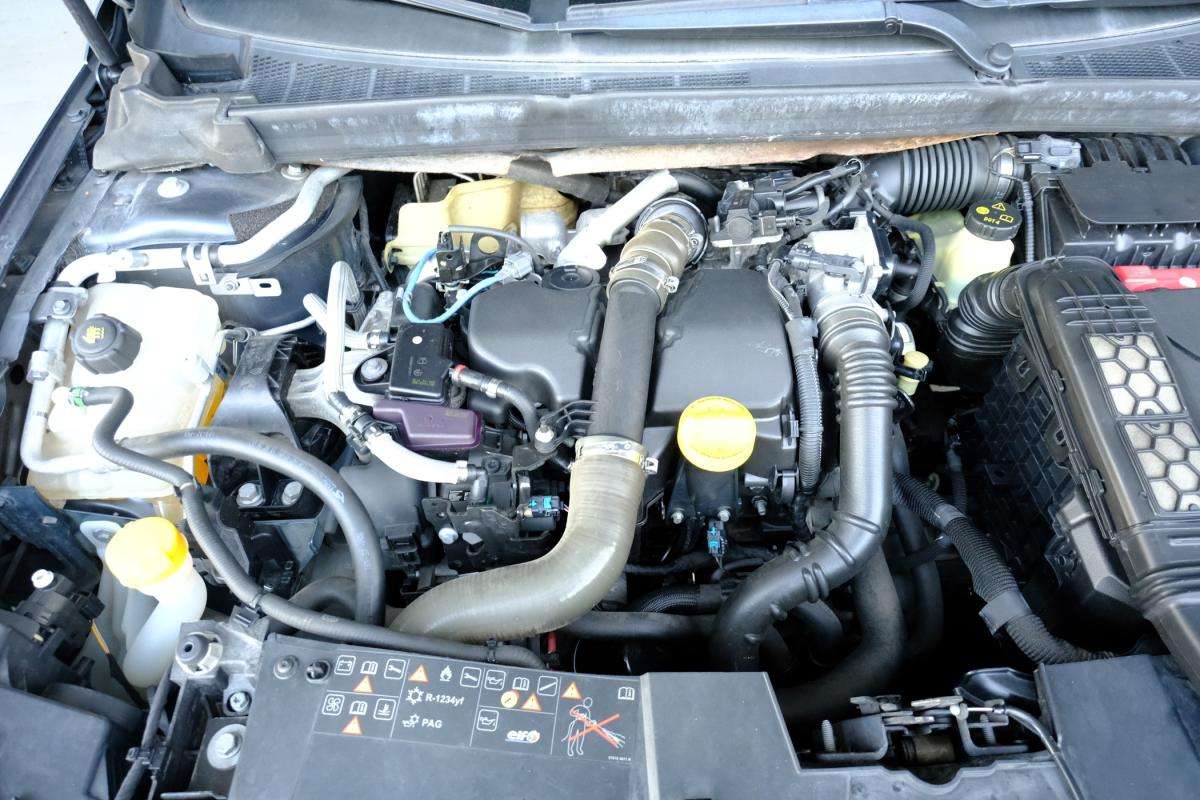 renault-megane-sport-tourer-2017-diesel-1461cc