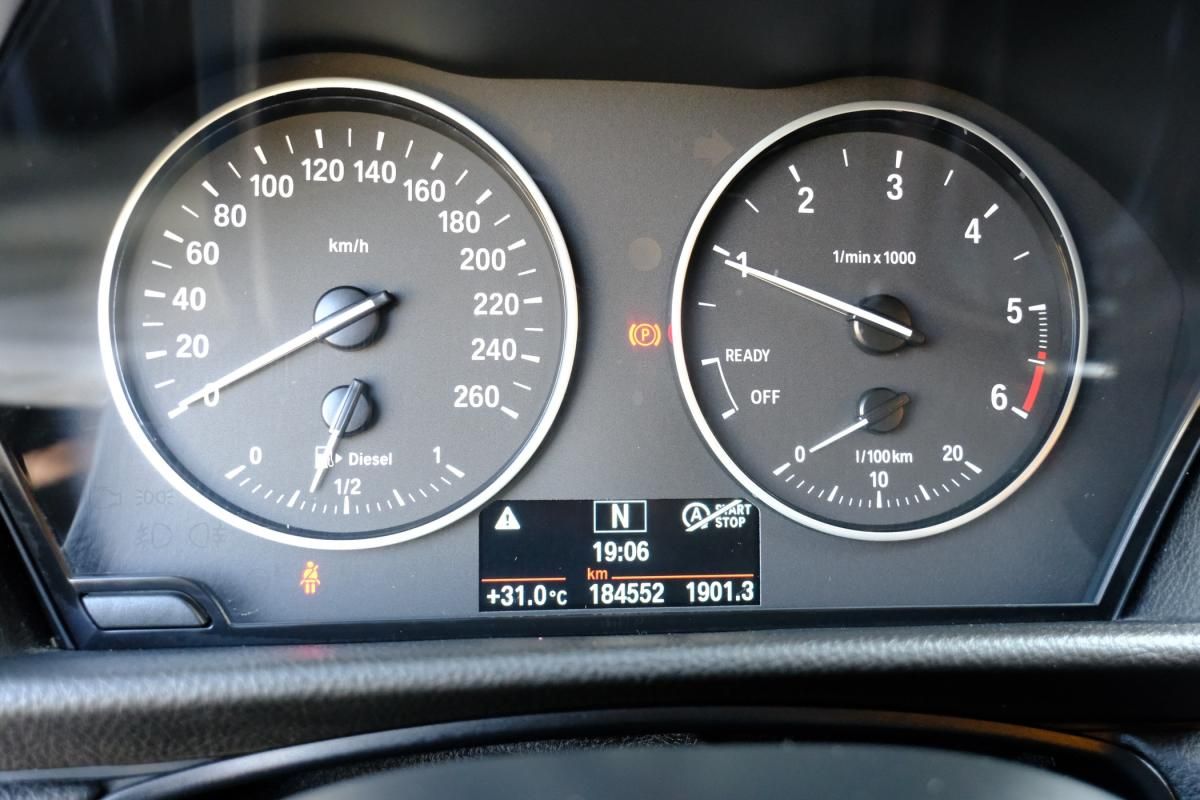 bmw-serie-2-2016-diesel-1496cc