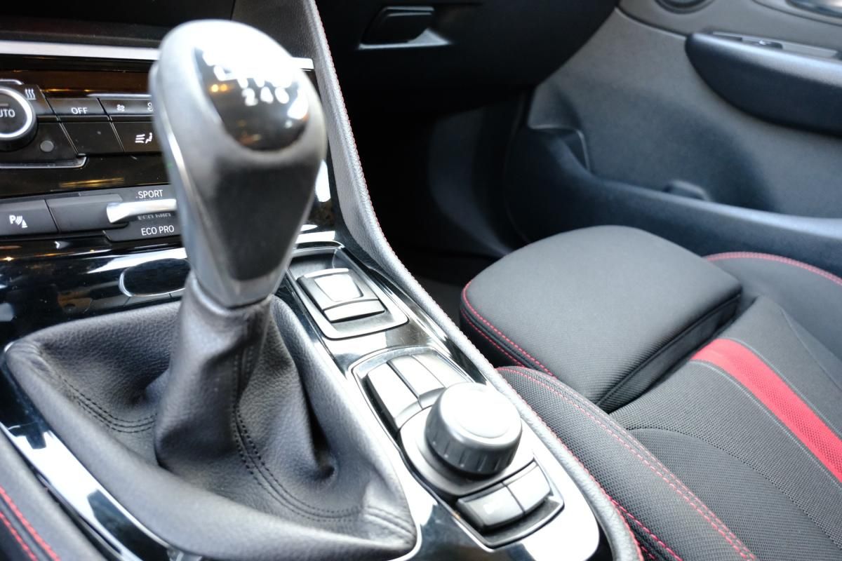 bmw-serie-2-2016-diesel-1496cc