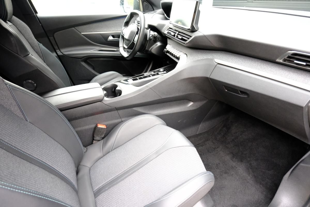 peugeot-3008-2023-hibrido-a-gasolina-1598cc
