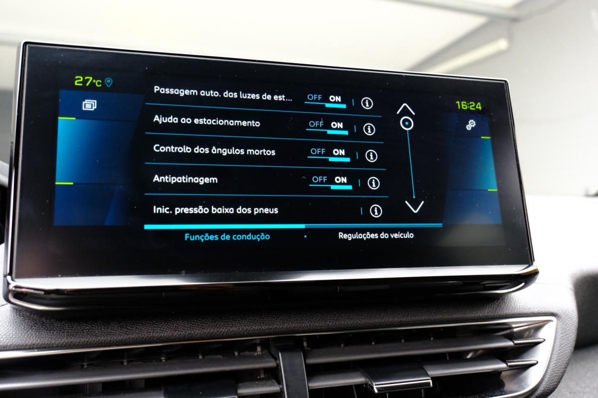 peugeot-3008-2023-hibrido-a-gasolina-1598cc