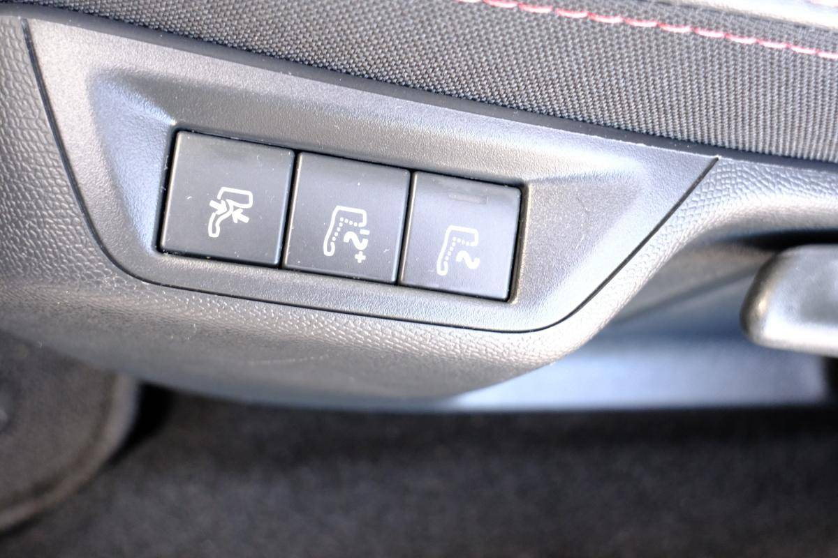 peugeot-308-2021-gasolina-1199cc