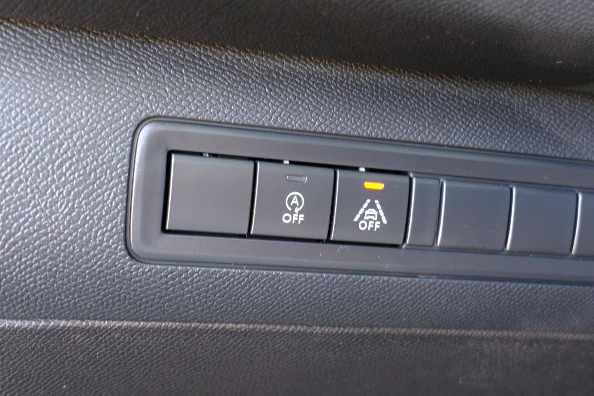 peugeot-308-2021-gasolina-1199cc