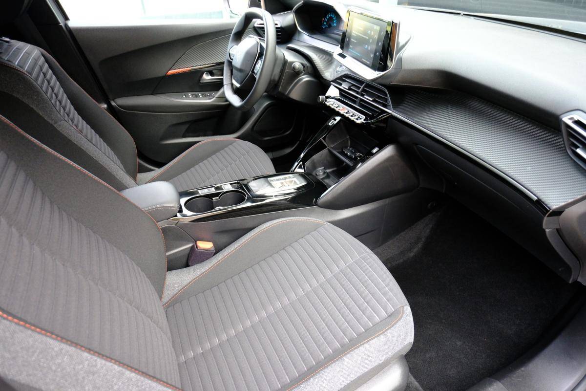 peugeot-2008-2023-eletrico-0cc