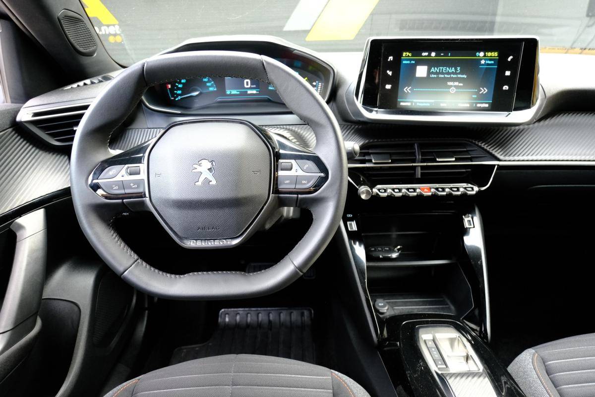 peugeot-2008-2023-eletrico-0cc