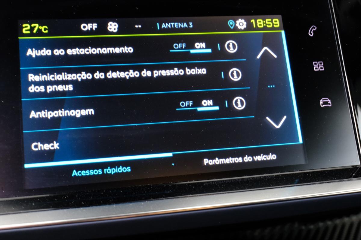 peugeot-2008-2023-eletrico-0cc