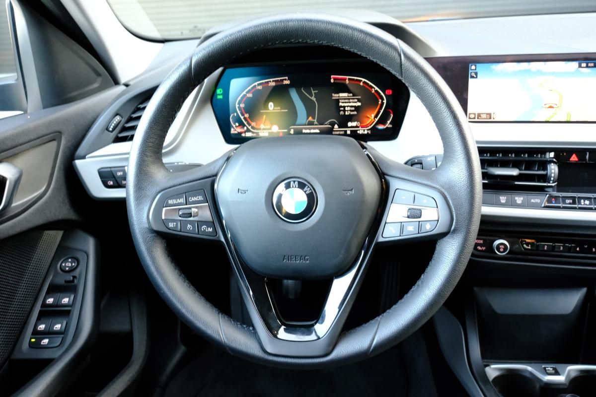 bmw-serie-1-2023-diesel-1496cc