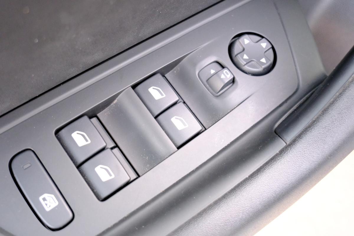 peugeot-508-sw-2024-hibrido-a-gasolina-1598cc