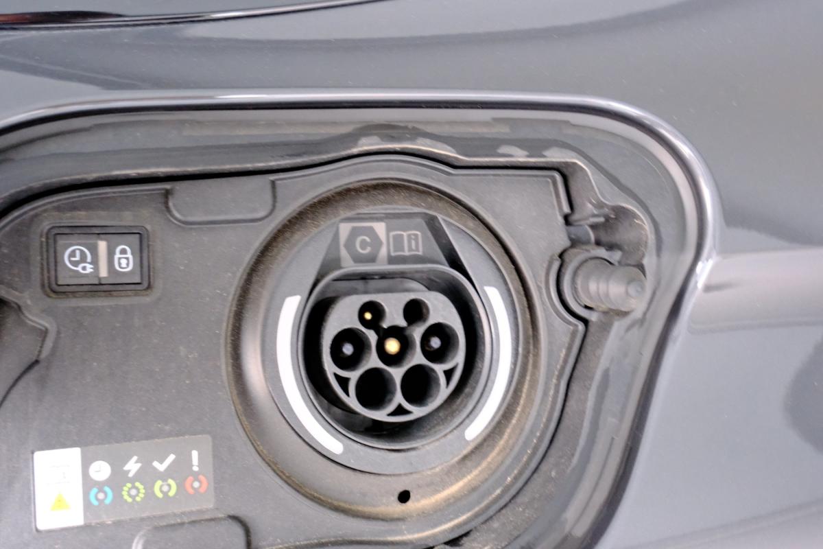 peugeot-508-sw-2024-hibrido-a-gasolina-1598cc