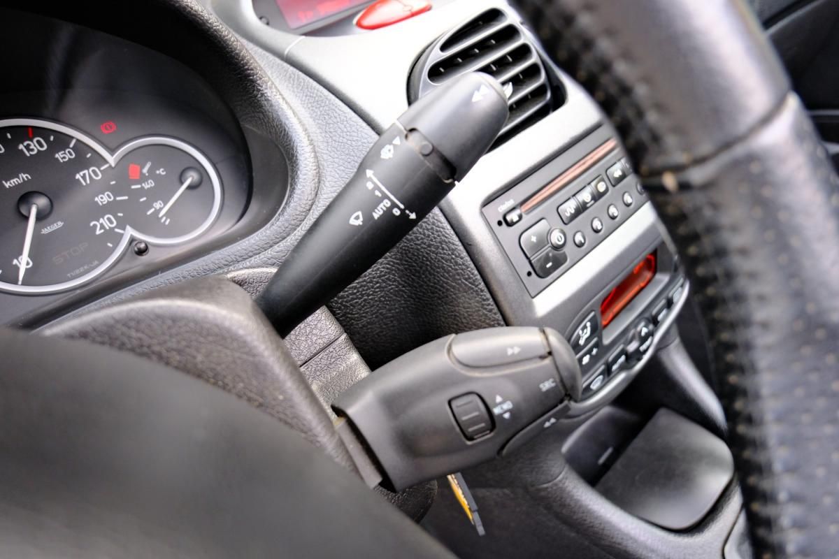 peugeot-206-2006-diesel-1560cc