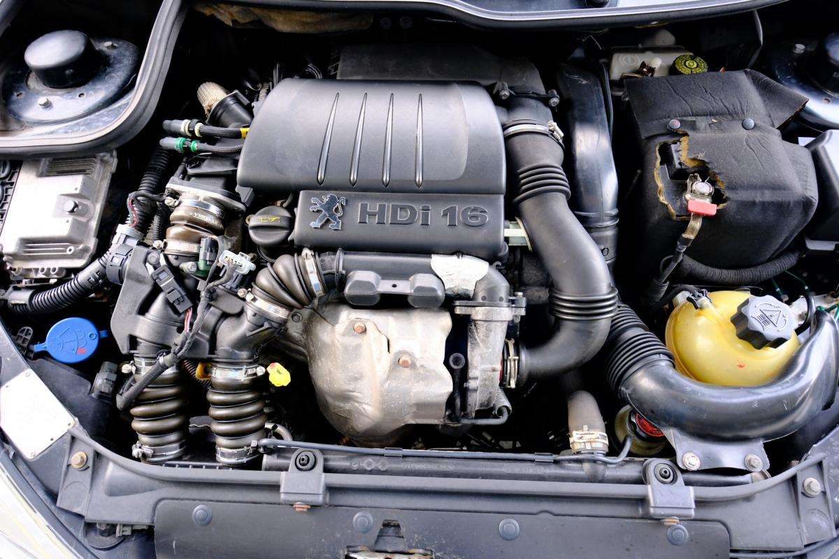 peugeot-206-2006-diesel-1560cc