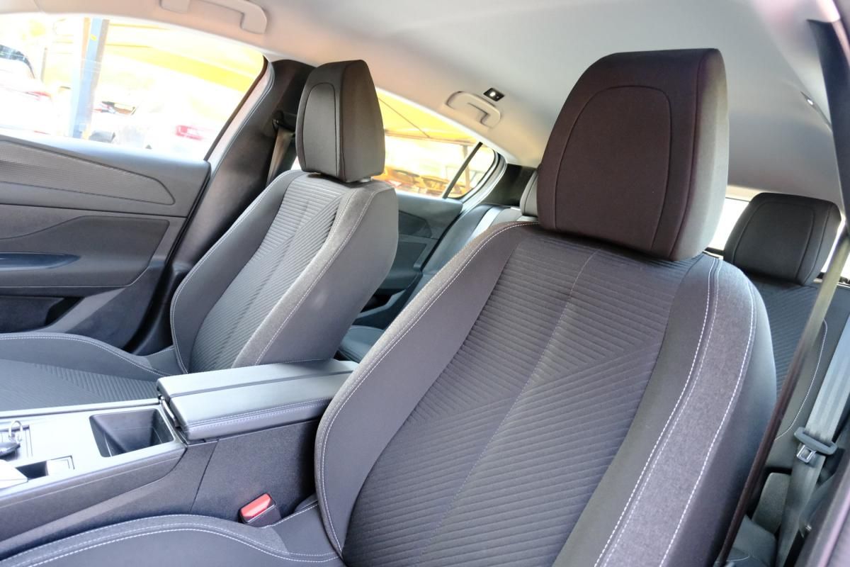 peugeot-308-2023-hibrido-a-gasolina-1598cc