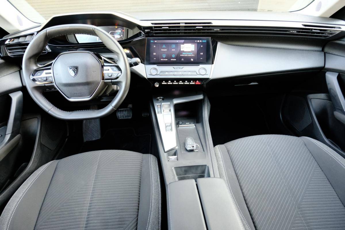 peugeot-308-2023-hibrido-a-gasolina-1598cc