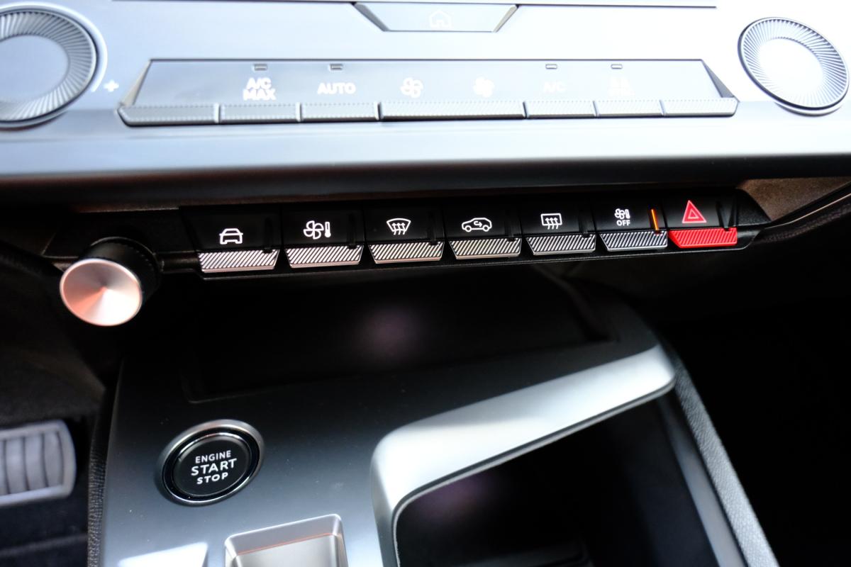 peugeot-308-2023-hibrido-a-gasolina-1598cc