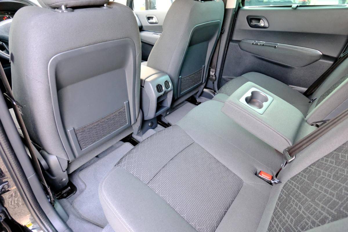 peugeot-3008-2015-diesel-1560cc
