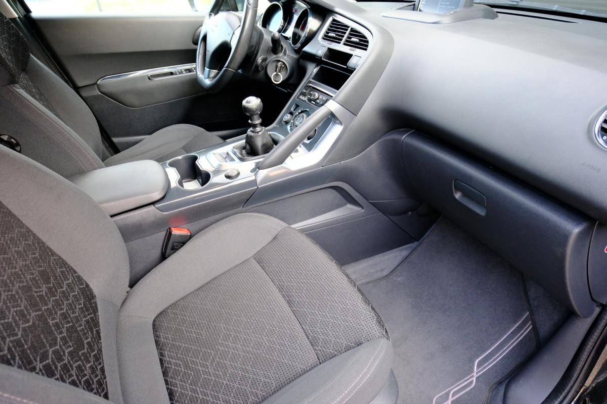 peugeot-3008-2015-diesel-1560cc