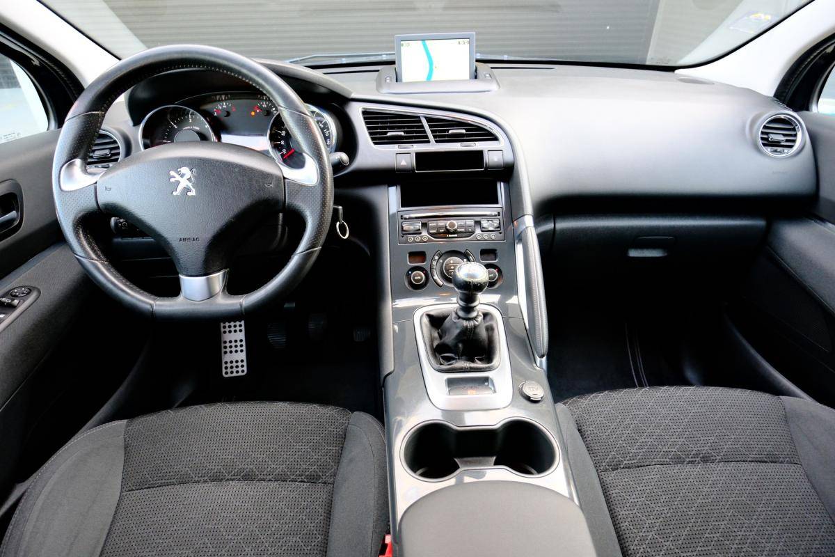 peugeot-3008-2015-diesel-1560cc