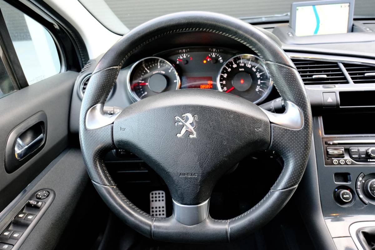 peugeot-3008-2015-diesel-1560cc