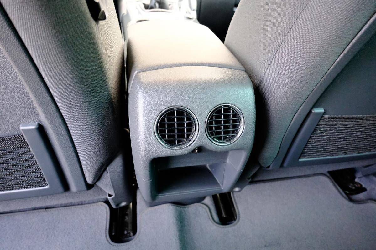 peugeot-3008-2015-diesel-1560cc