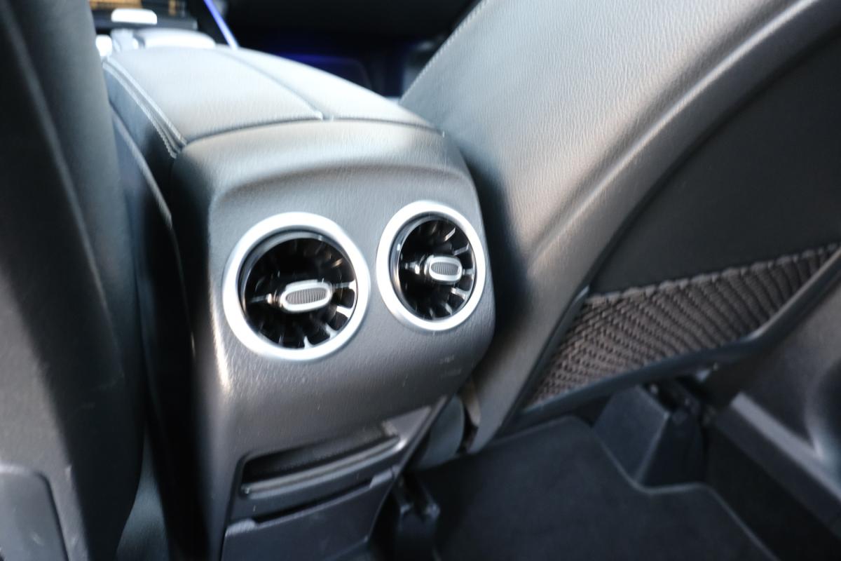 mercedes-benz-gla-2023-hibrido-a-gasolina-1332cc
