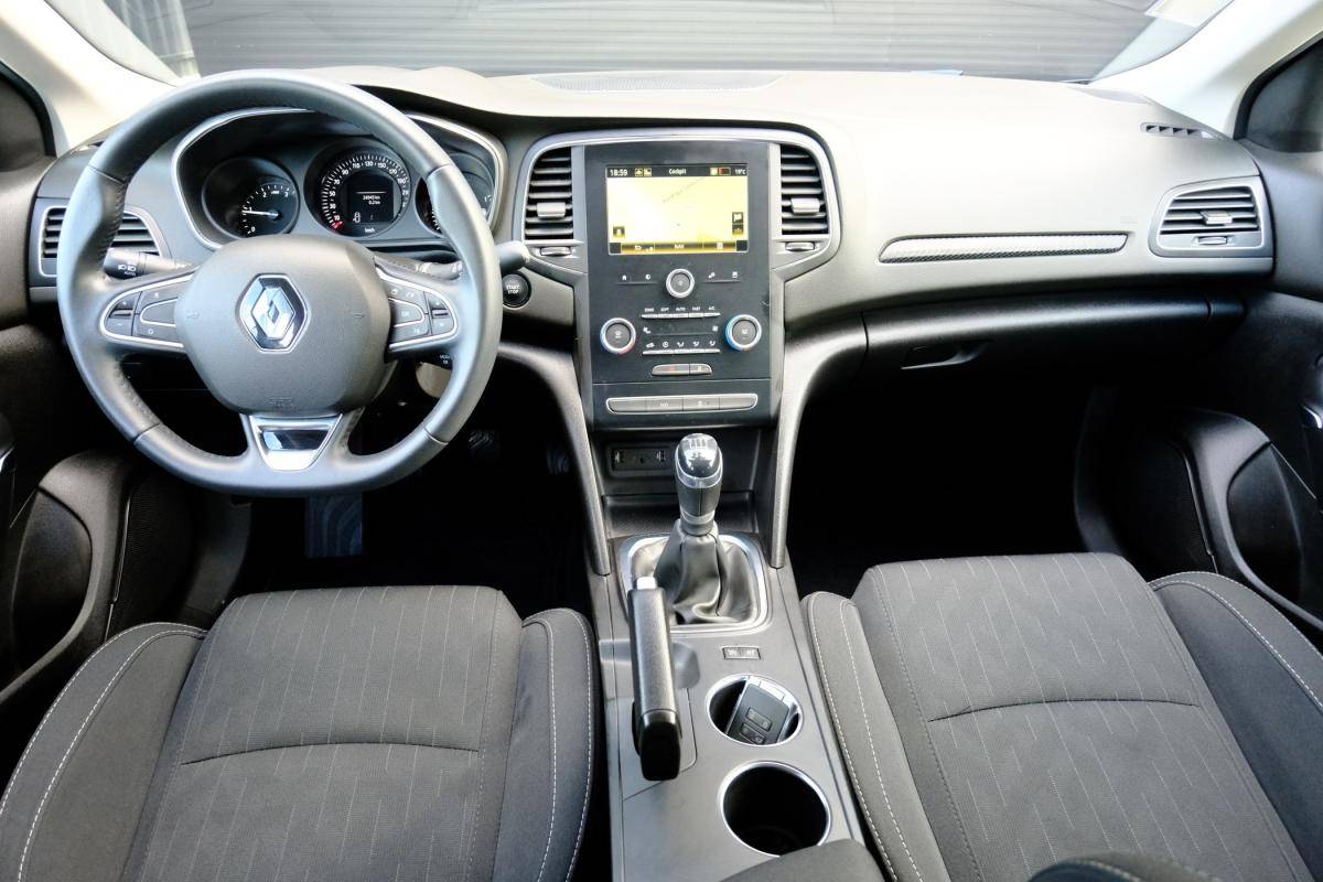 renault-megane-sport-tourer-2021-diesel-1461cc