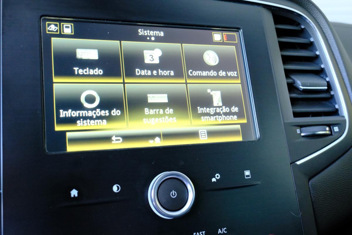 renault-megane-sport-tourer-2021-diesel-1461cc