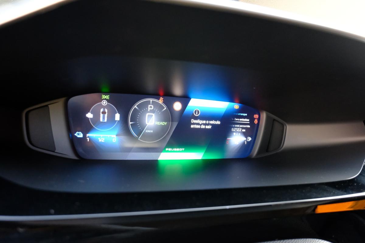 peugeot-308-2023-hibrido-a-gasolina-1598cc