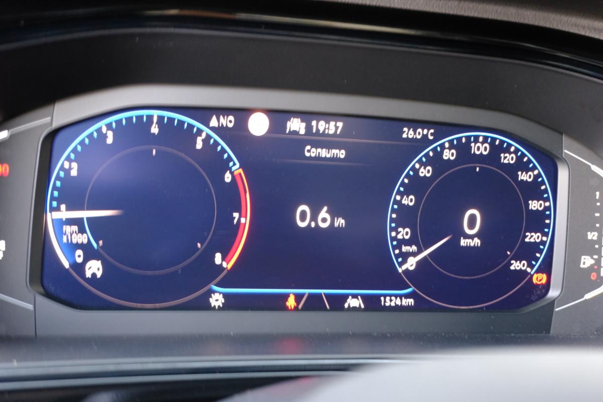 volkswagen-t-roc-2025-gasolina-999cc