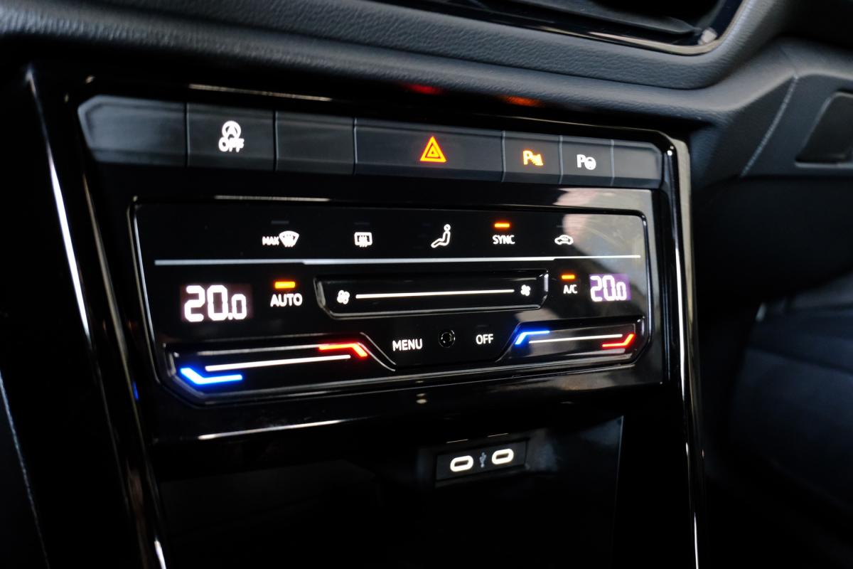 volkswagen-t-roc-2025-gasolina-999cc