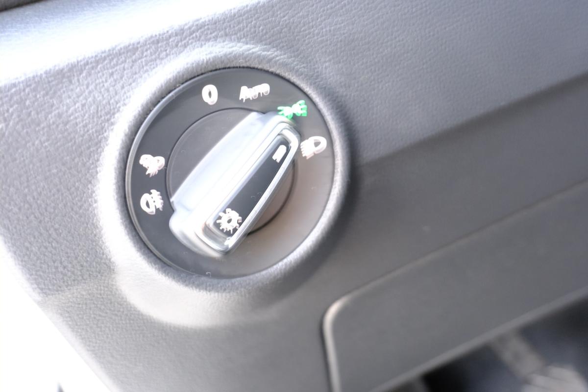 volkswagen-t-roc-2025-gasolina-999cc
