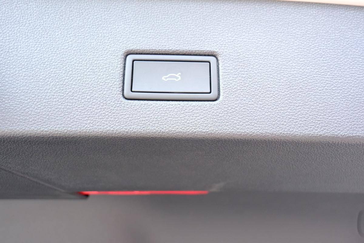 volkswagen-t-roc-2025-gasolina-999cc