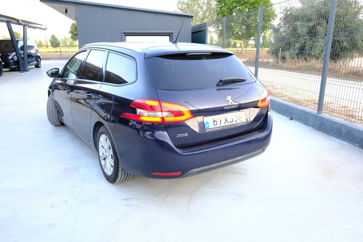 peugeot-308-sw-2019-diesel-1499cc