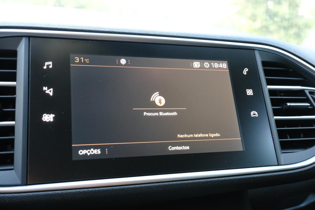 peugeot-308-sw-2019-diesel-1499cc