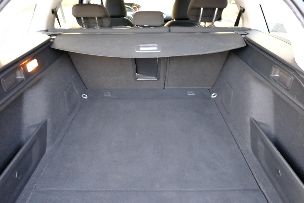 peugeot-308-sw-2019-diesel-1499cc