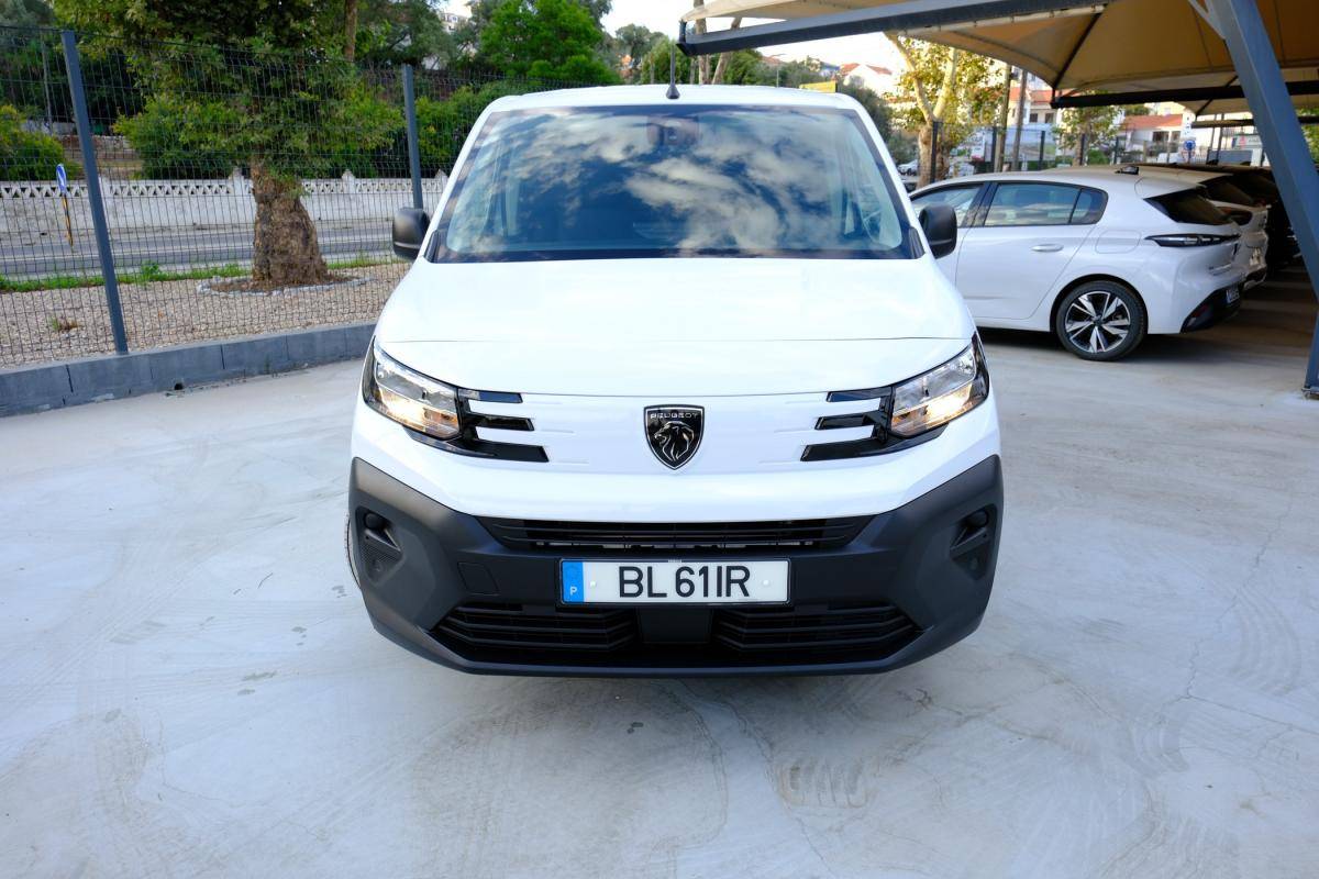 peugeot-partner-2024-diesel-1499cc