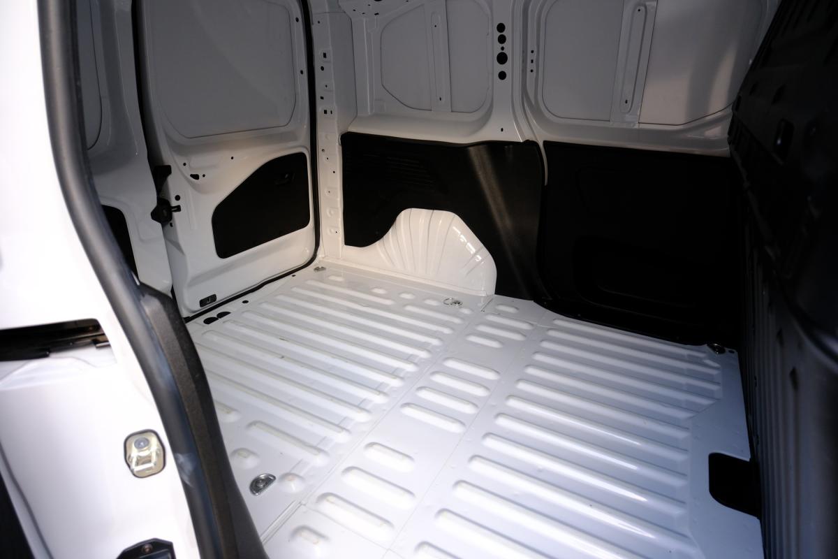 peugeot-partner-2024-diesel-1499cc