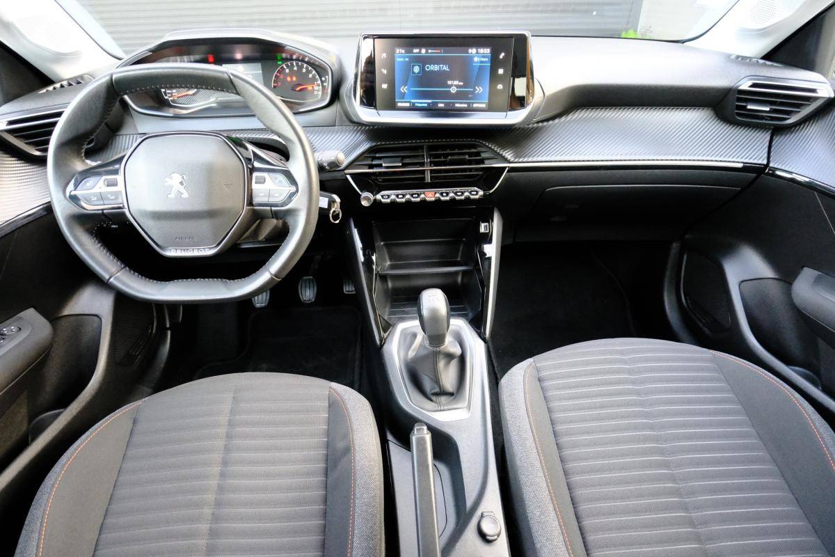 peugeot-208-2021-gasolina-1199cc