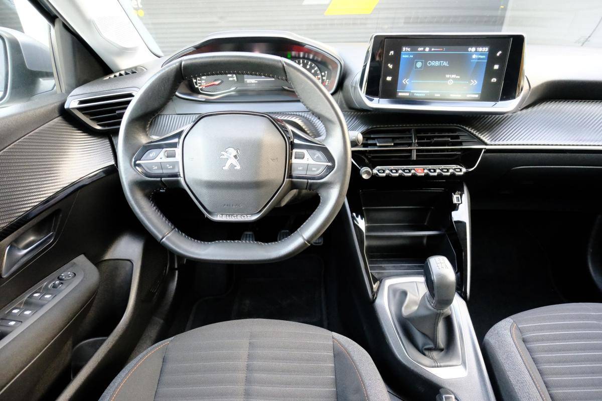 peugeot-208-2021-gasolina-1199cc