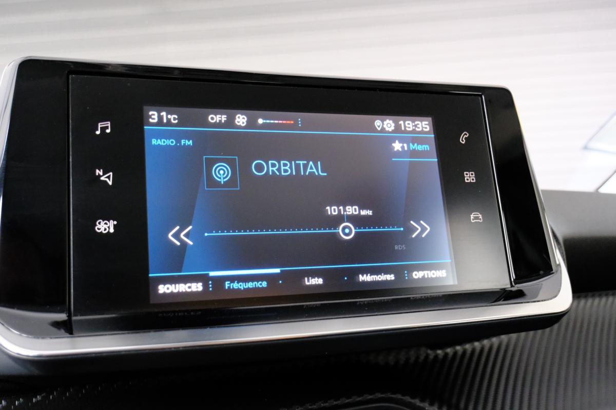 peugeot-208-2021-gasolina-1199cc