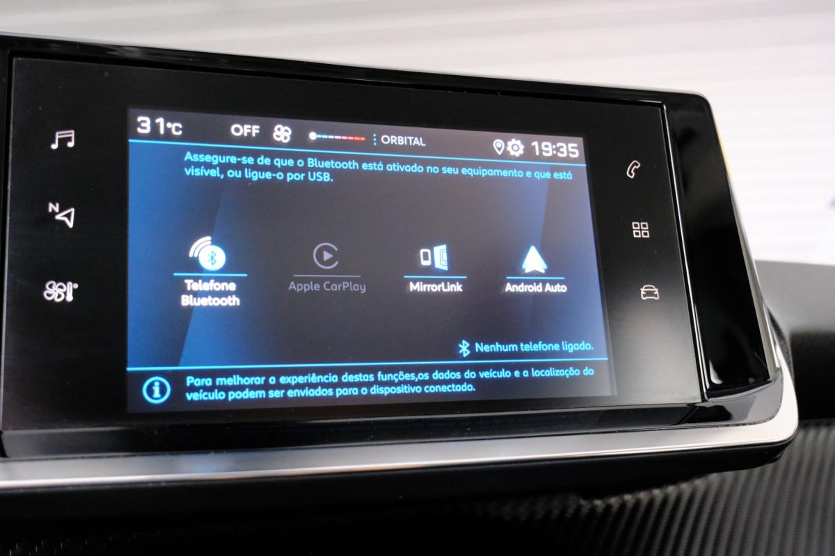 peugeot-208-2021-gasolina-1199cc