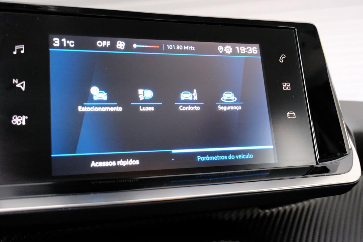 peugeot-208-2021-gasolina-1199cc