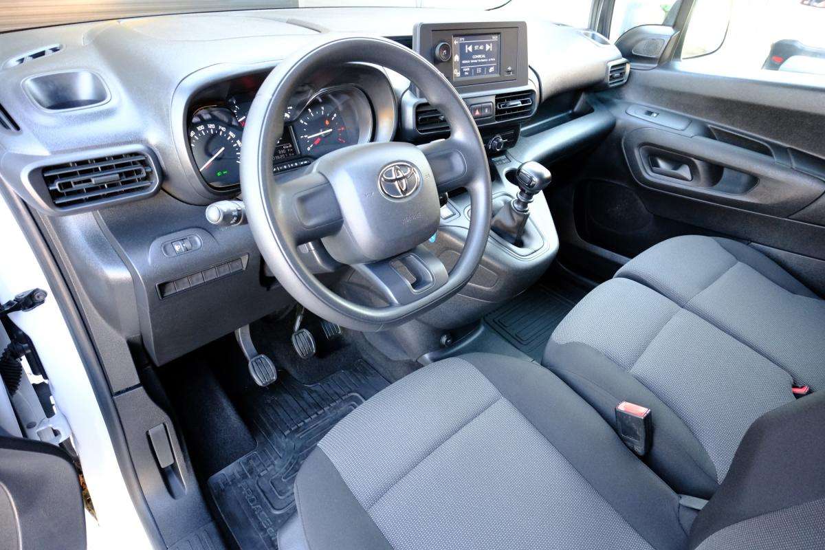 toyota-proace-2023-diesel-1499cc