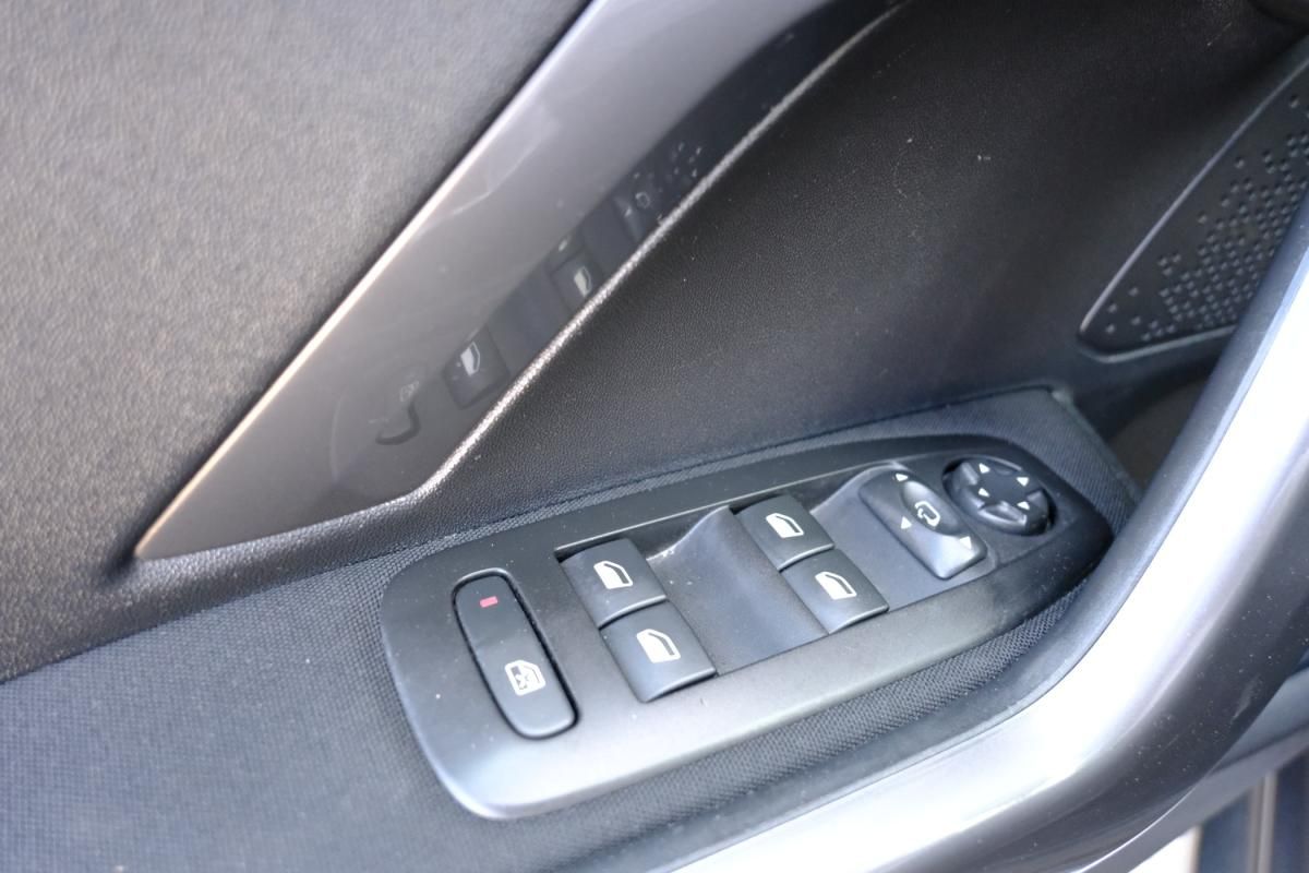 peugeot-2008-2018-gasolina-1199cc
