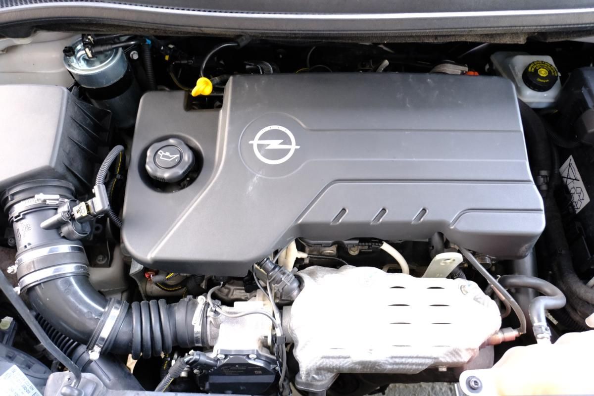 opel-corsa-2018-diesel-1248cc