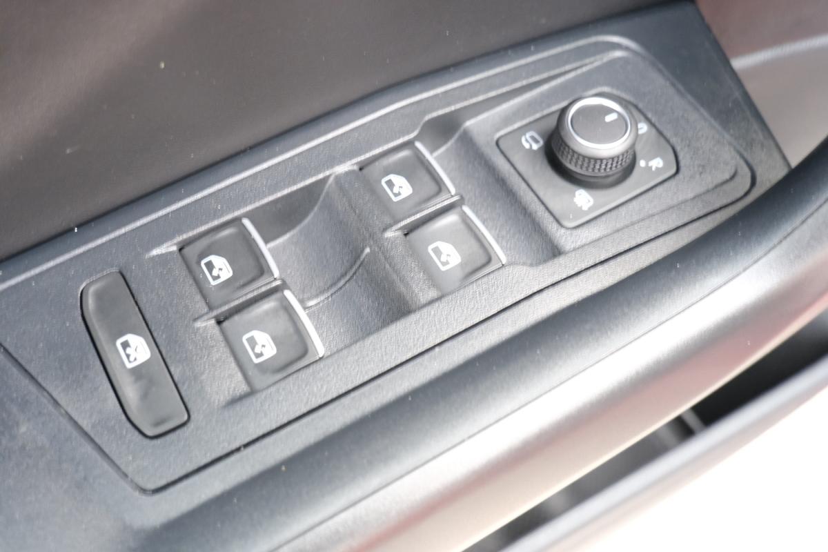 volkswagen-t-roc-2025-gasolina-1498cc