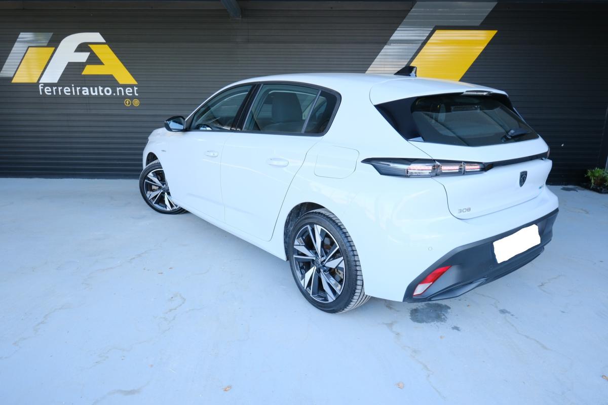 peugeot-308-2023-hibrido-a-gasolina-1598cc