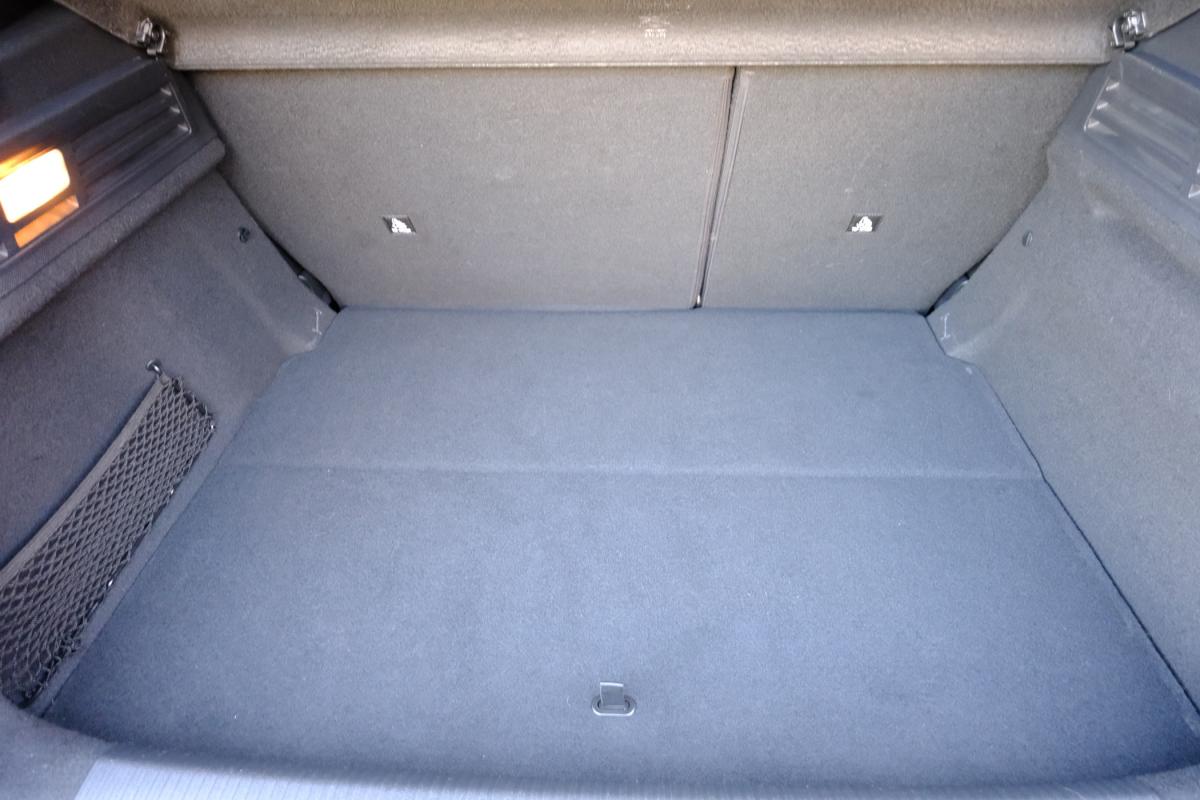 peugeot-308-2023-hibrido-a-gasolina-1598cc