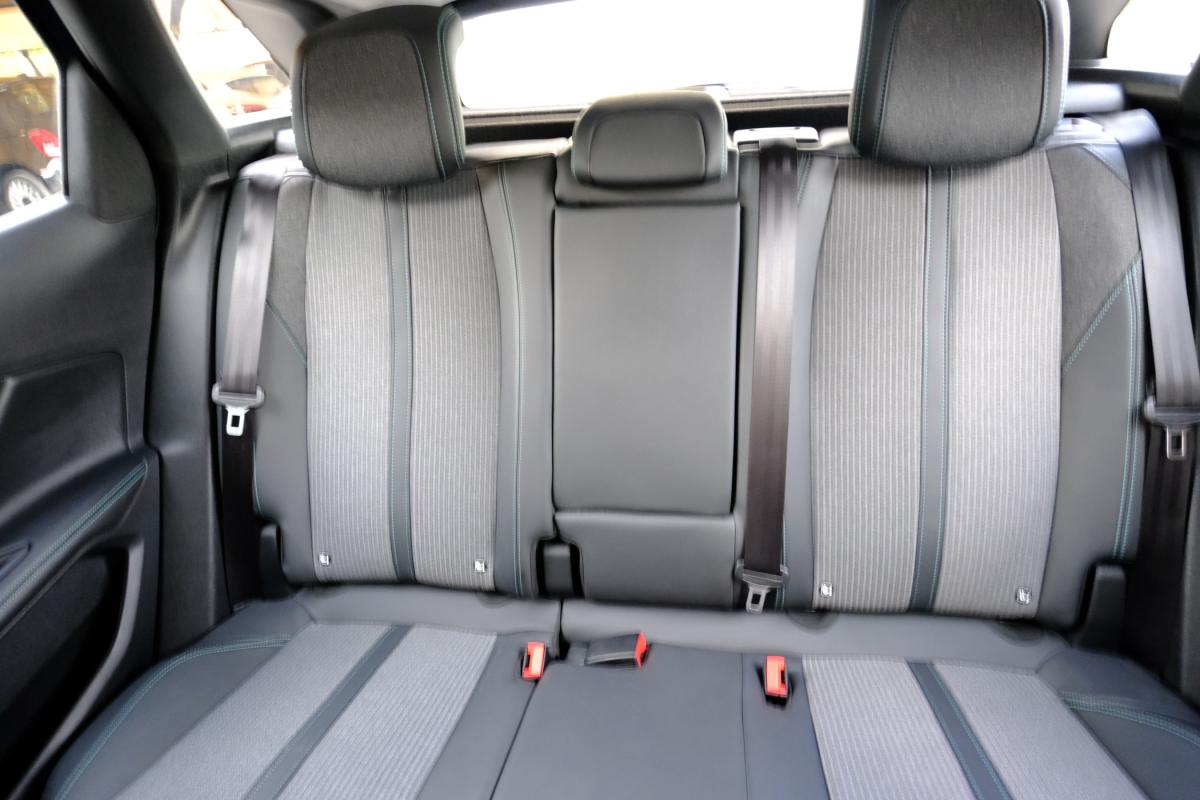 peugeot-3008-2022-gasolina-1199cc